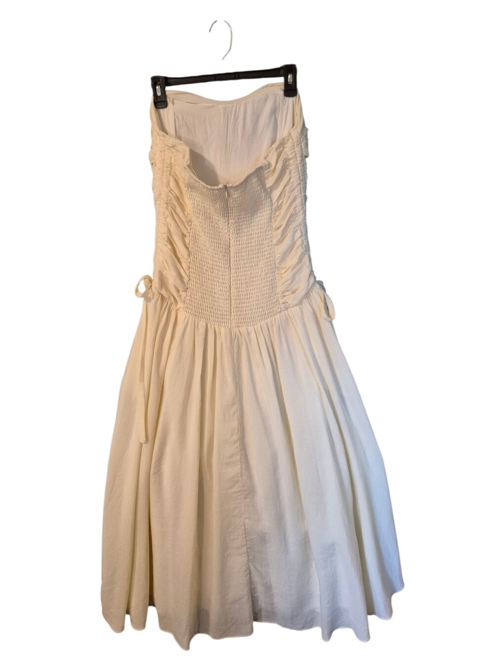 ASTR the Label Zori cream Drop Waist maxi dress - L.       Y64 - Picture 8 of 11